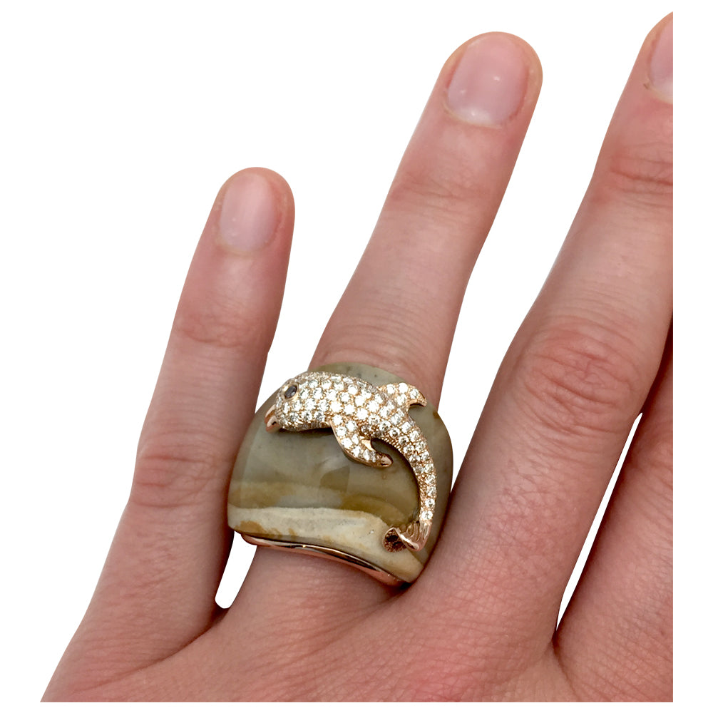 Bague Paolobongia "Dauphin" en or rose, diamants, jaspe et grenat.