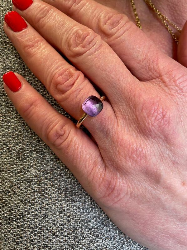 Pomellato, Bague nudo petit, en or jaune 18k, Améthyste