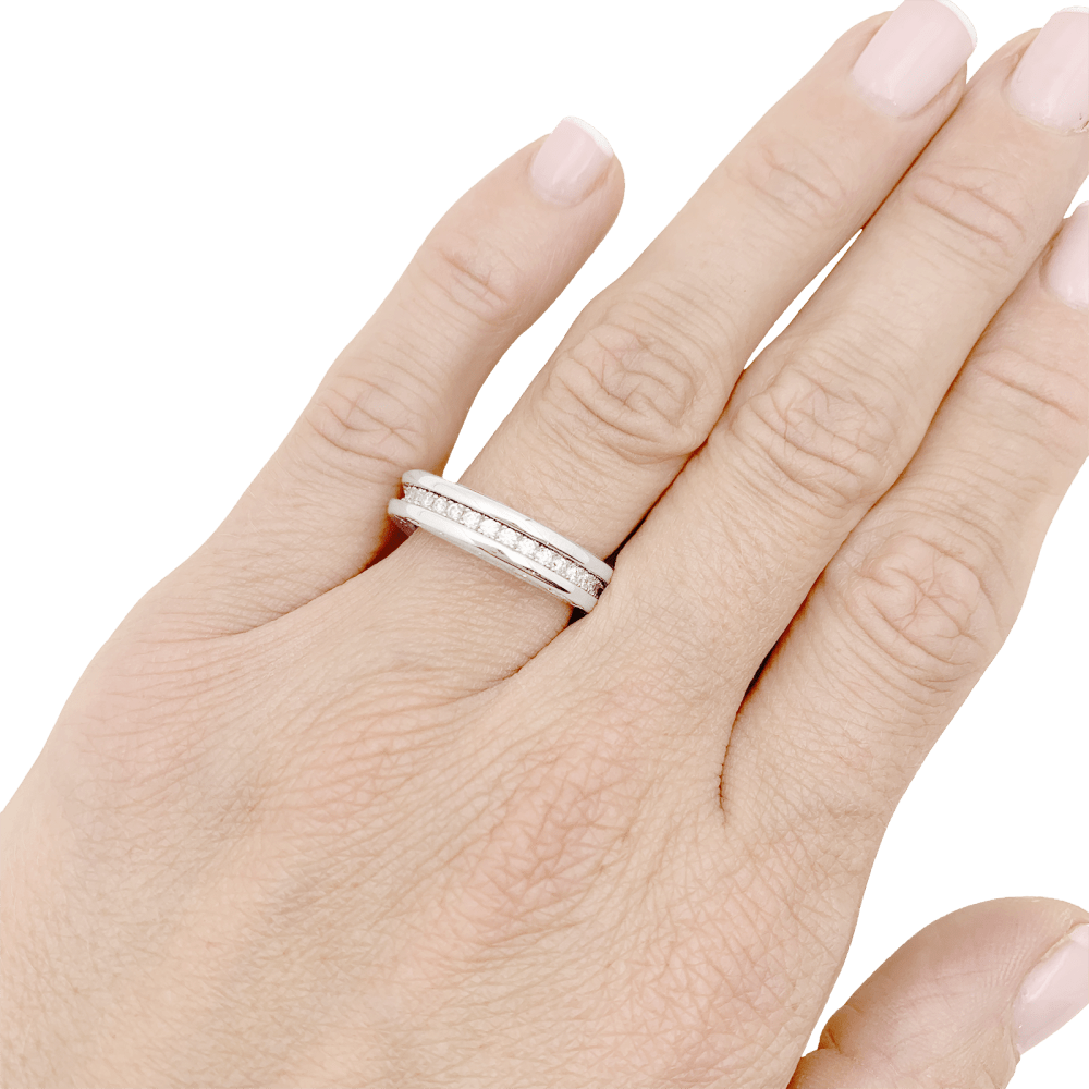 Bague Bulgari, "Alliance B.Zero1", or blanc et diamants.