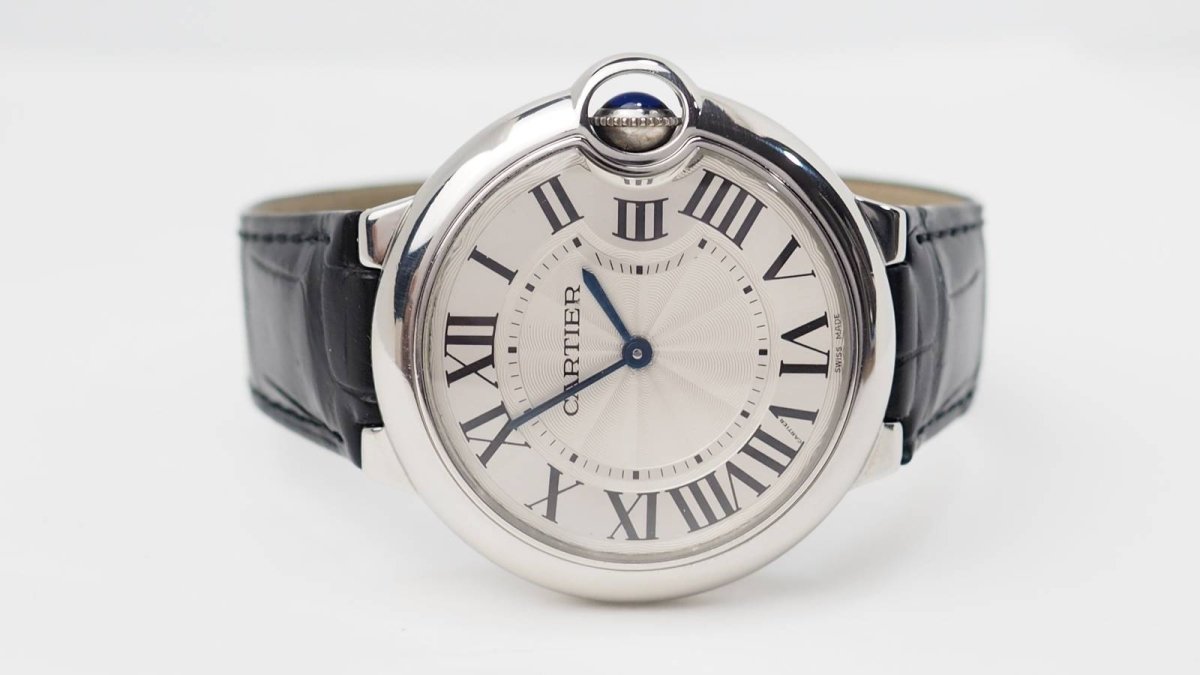 Cartier Montre Ballon Bleu 3005 acier sur cuir - Maison Eloe