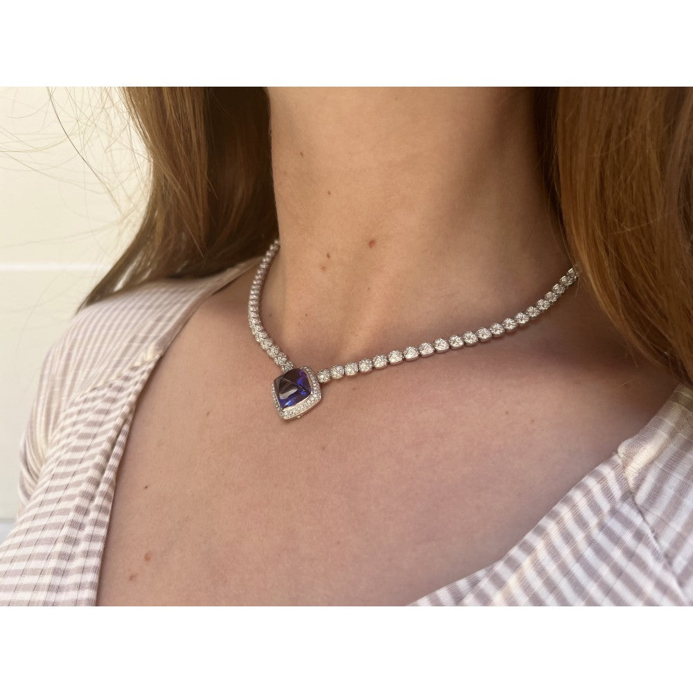 FRED "Sugar Loaf" necklace in white gold, tanzanite and diamonds.