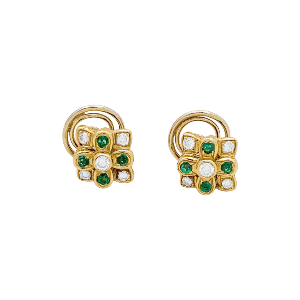 Boucles d'oreilles Chaumet, or jaune, diamants, émeraudes.