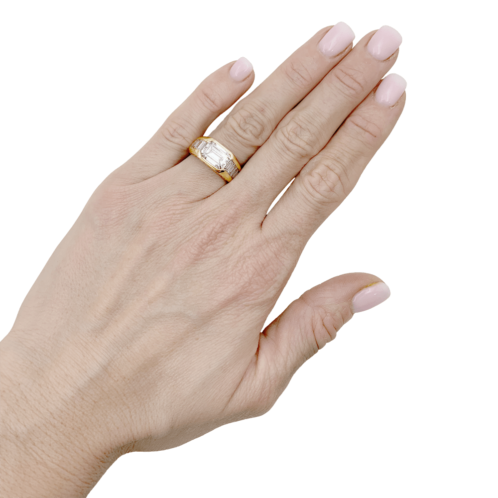 Bague O.J. Perrin, or jaune et diamants. - Maison Eloe