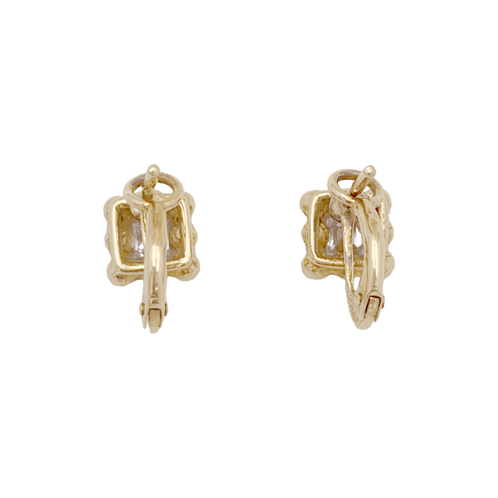 Boucles d'oreilles Chaumet, or jaune et diamants.