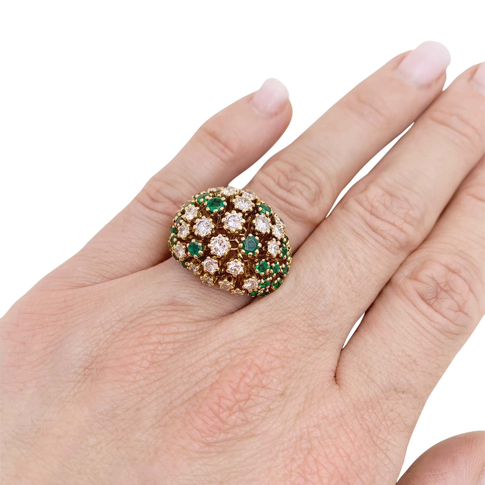 Bague Patek Philippe or jaune, diamants, émeraudes.