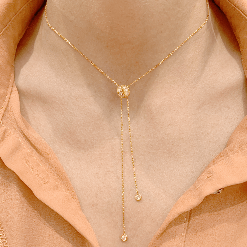 Collier Chaumet, modèle "Lien séduction" en or rose et diamants.