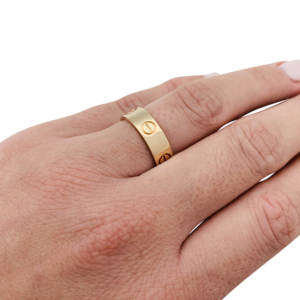 Bague Cartier modèle "Love" en or jaune.