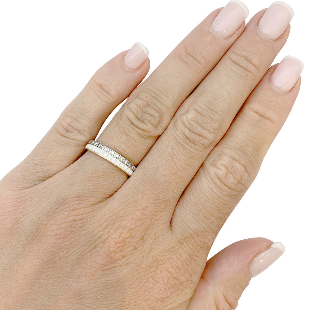Bague Boucheron, "Alliance Quatre White Edition", deux ors, céramique et diamants.