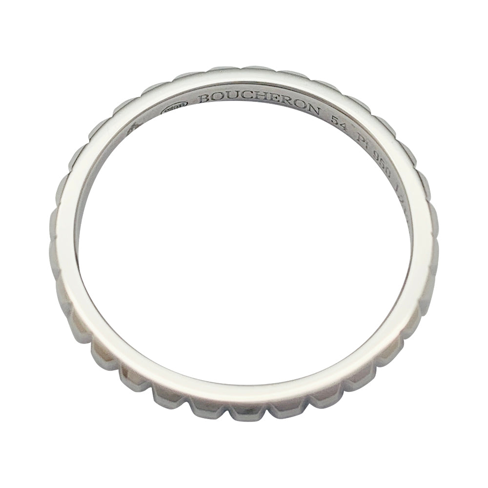 Bague Boucheron "Clou de Paris" en platine.