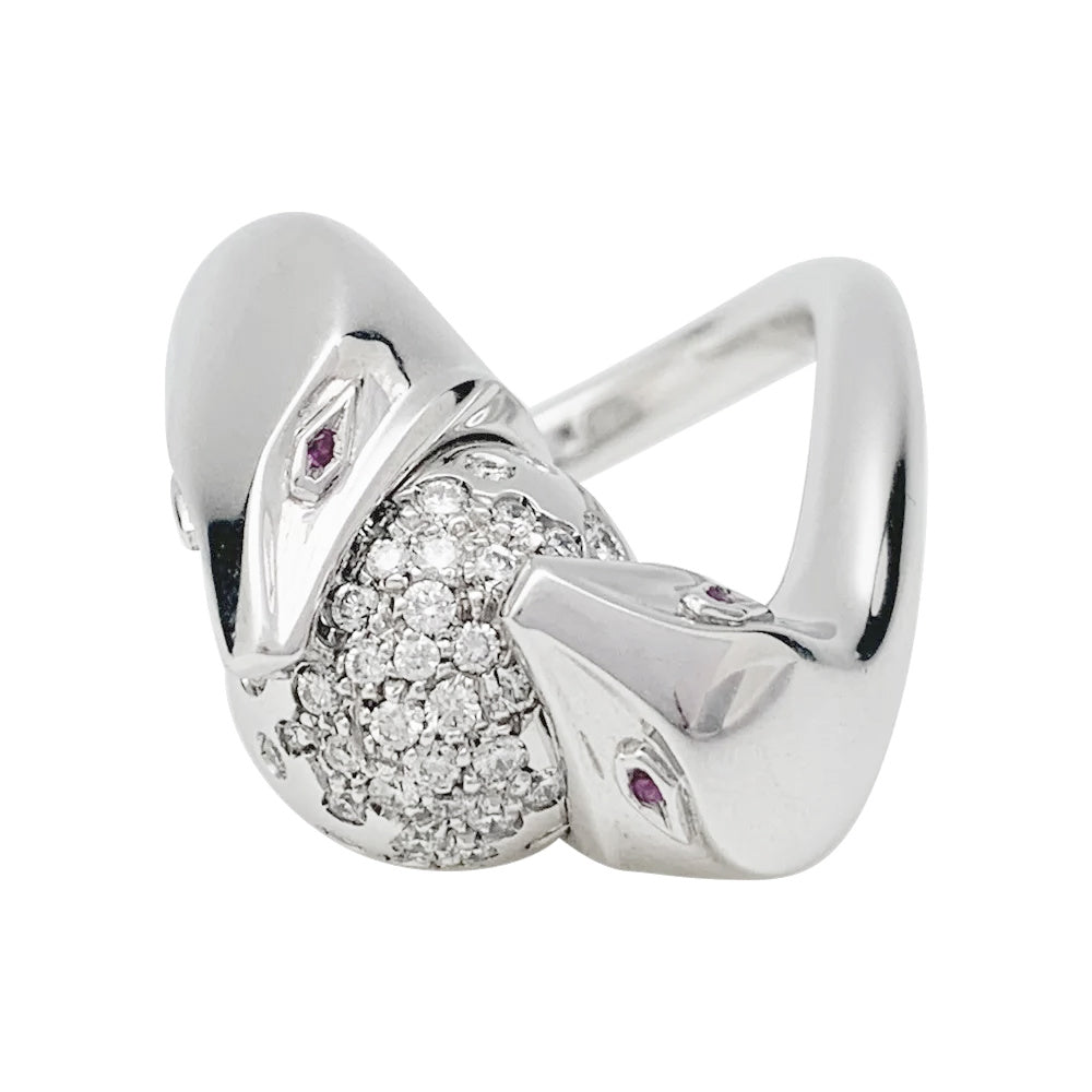 Bague Boucheron, "Trouble", or blanc, diamants.