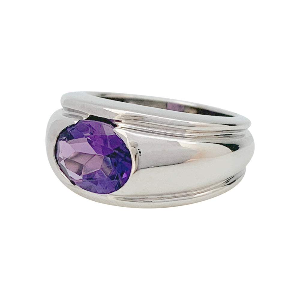 Bague Boucheron, "Roxane", or blanc améthyste.