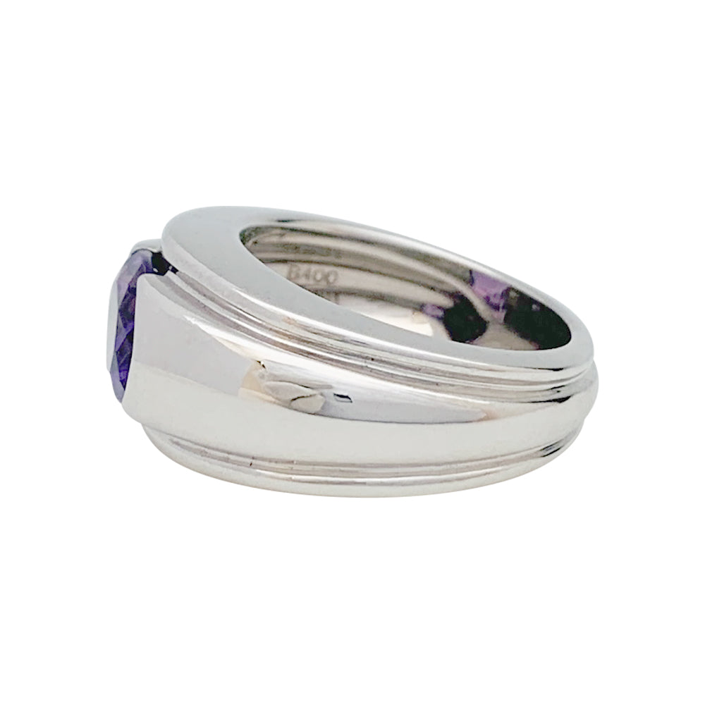 Bague Boucheron, "Roxane", or blanc améthyste.