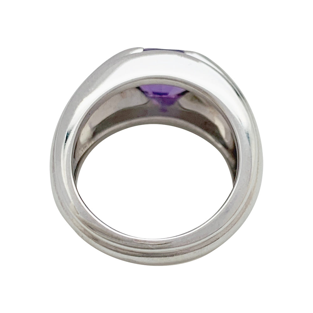 Bague Boucheron, "Roxane", or blanc améthyste.