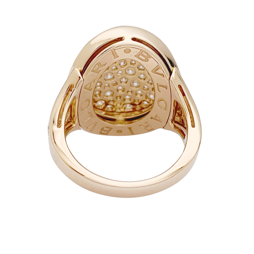Bague Bulgari modèle "Bulgari Bulgari"or rose et diamants.
