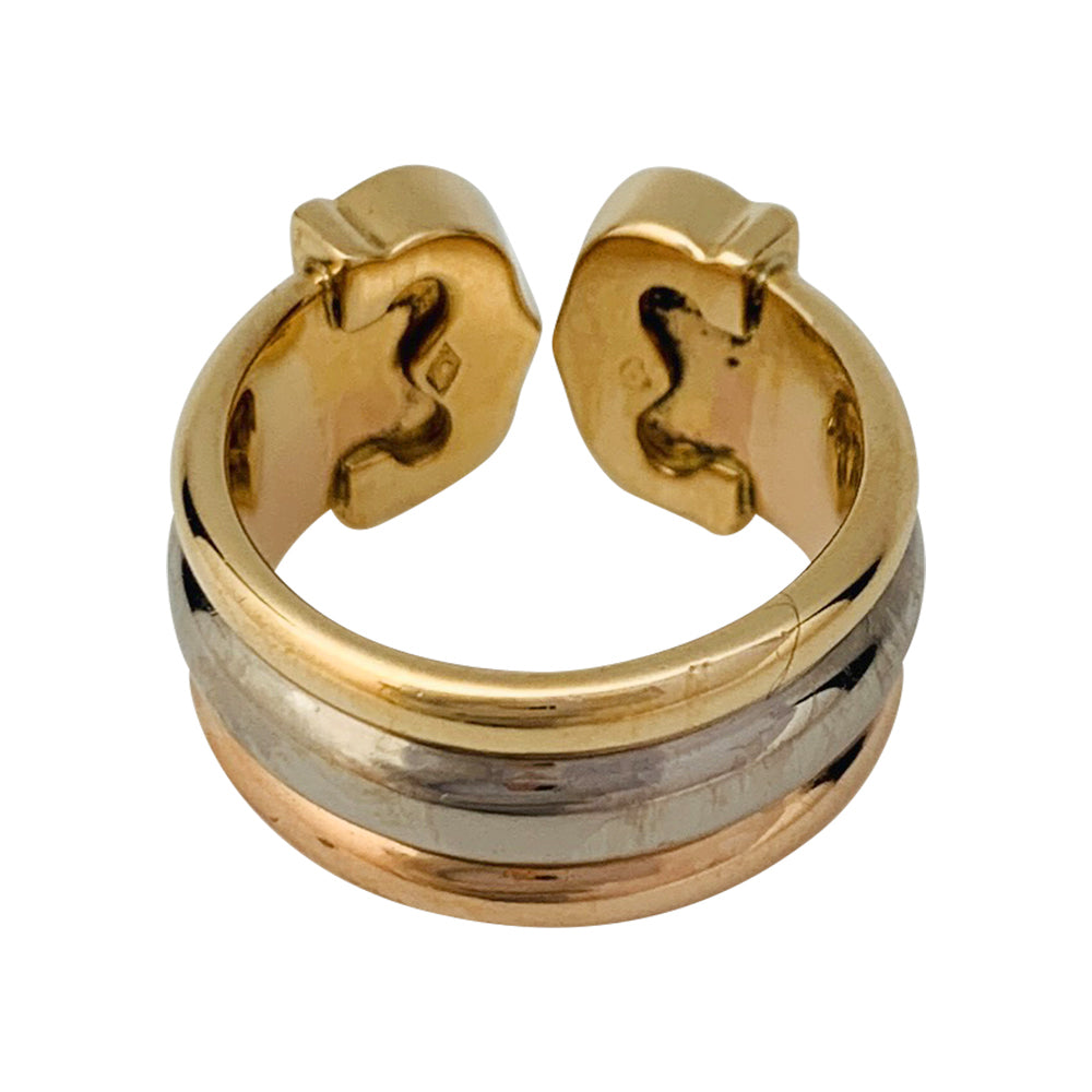 Bague Cartier, "C de Cartier", trois ors.