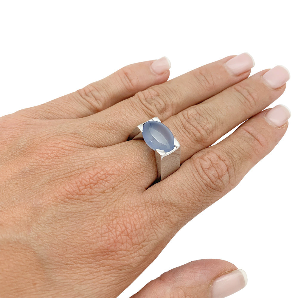 Cartier ring, "Tankissime", white gold, blue chalcedony.