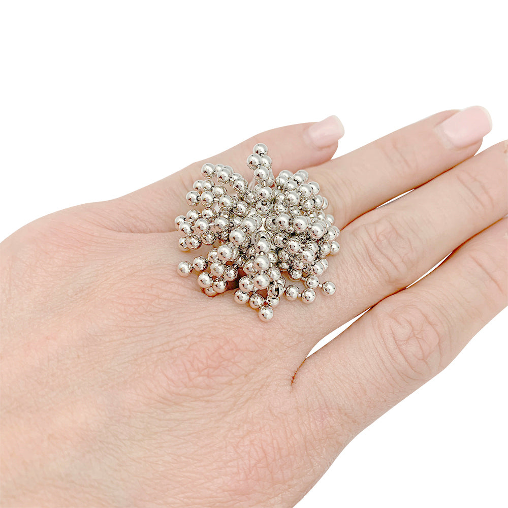 Bague Cartier, "Paris Nouvelle Vague", or blanc.