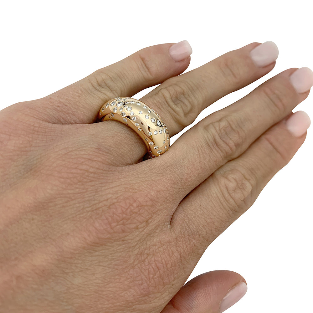 Chaumet ring, "Feux d'Artifices Ring", yellow gold, diamonds.