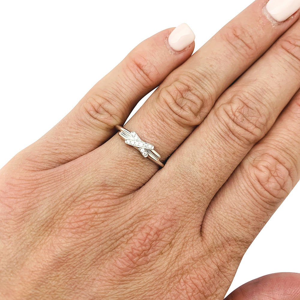Chaumet ring, "Jeux de Liens", white gold and diamonds.