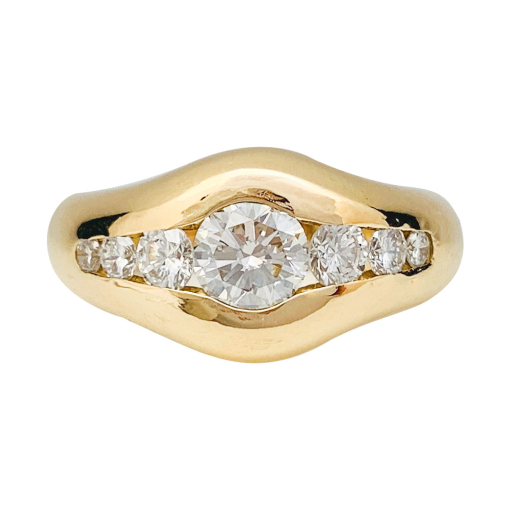 Bague jonc Chaumet, "Mélanie", or jaune et diamants.