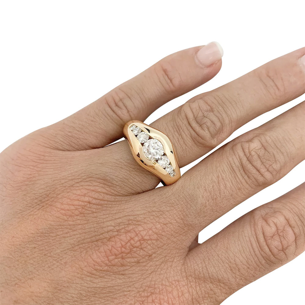 Chaumet "Mélanie" bangle ring, yellow gold and diamonds.