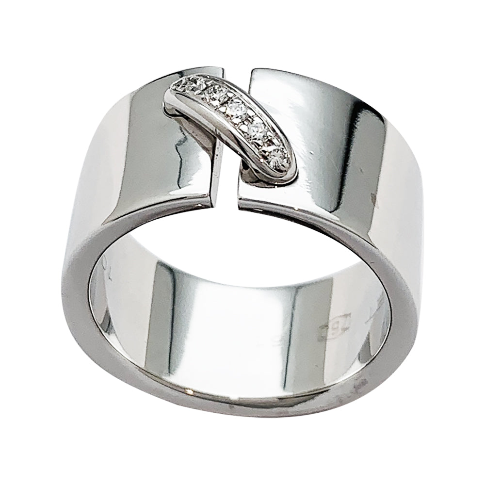 Chaumet white gold and diamond ring, "Liens" collection.