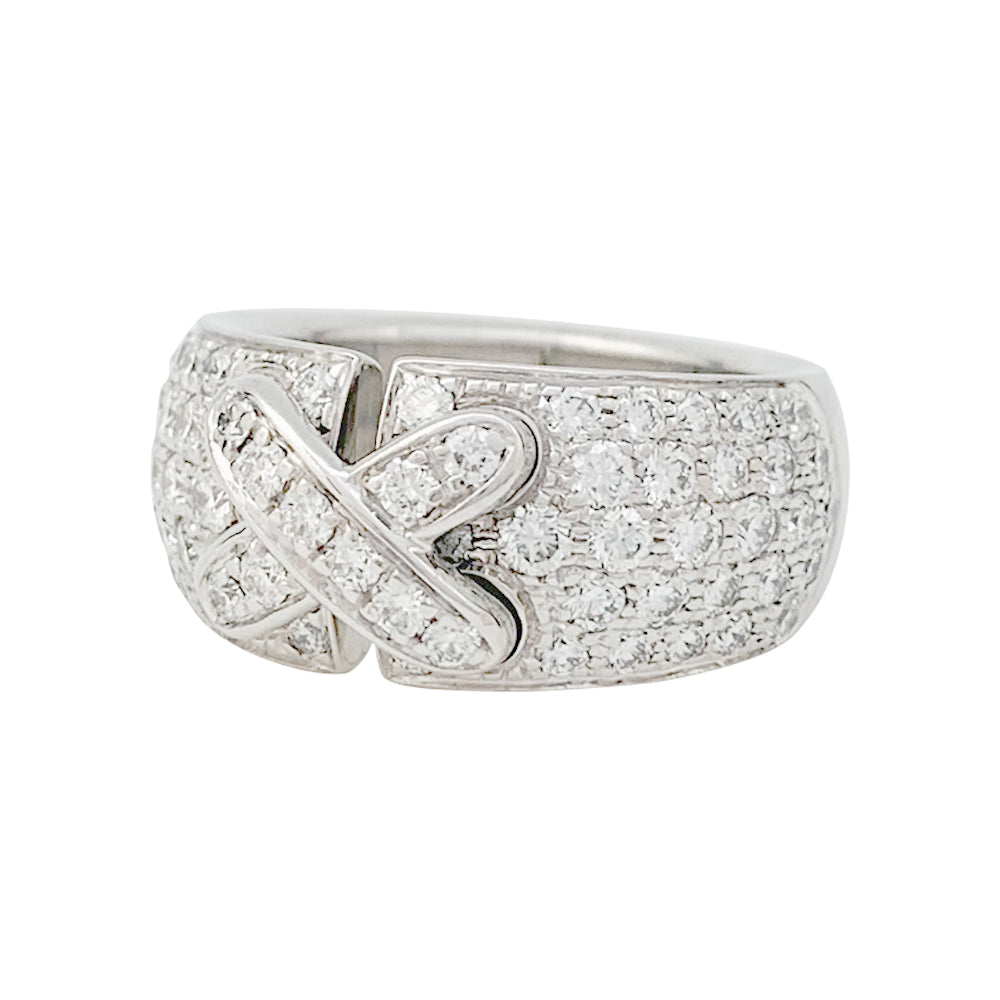 Bague Chaumet en or blanc modèle "Liens", diamants.