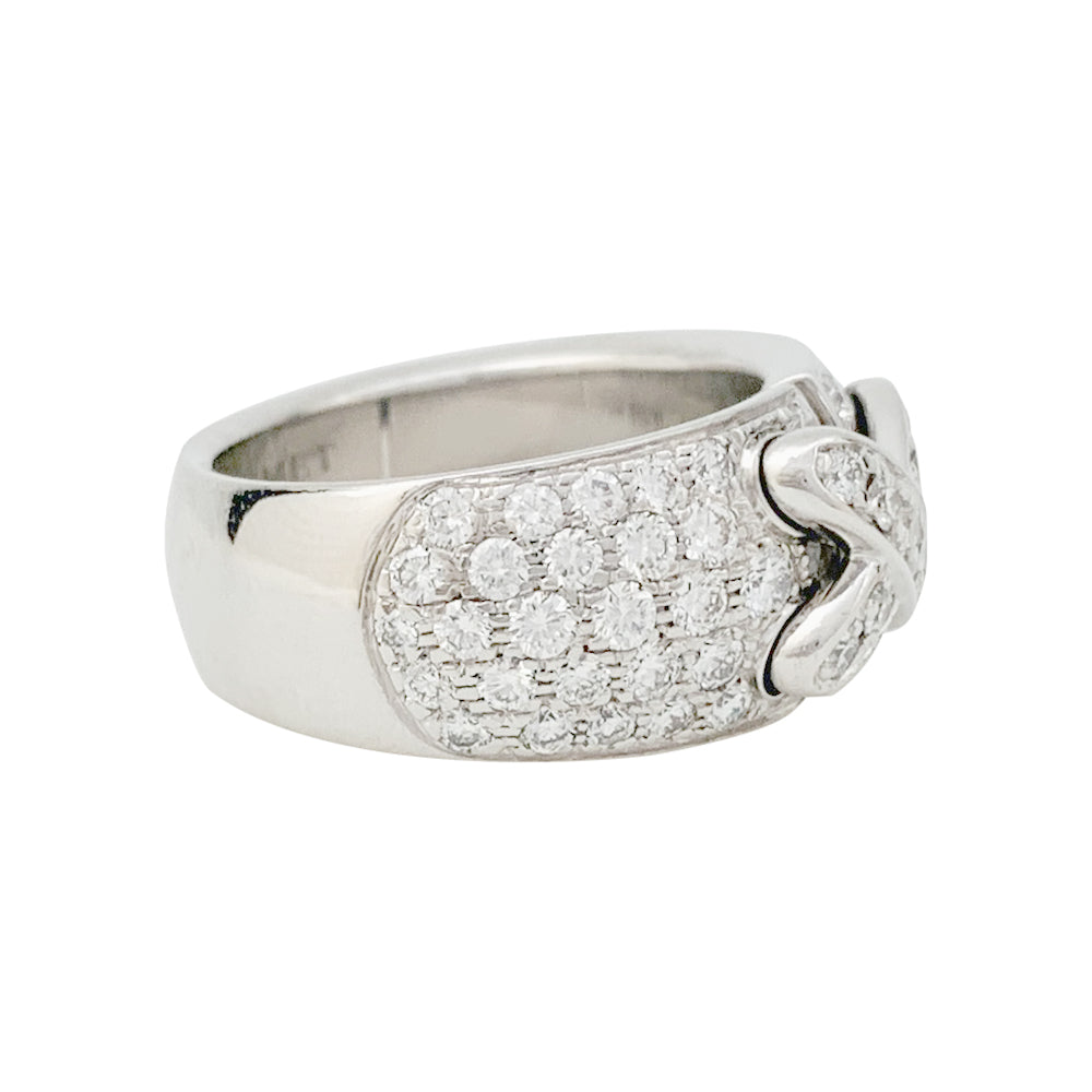 Bague Chaumet en or blanc modèle "Liens", diamants.
