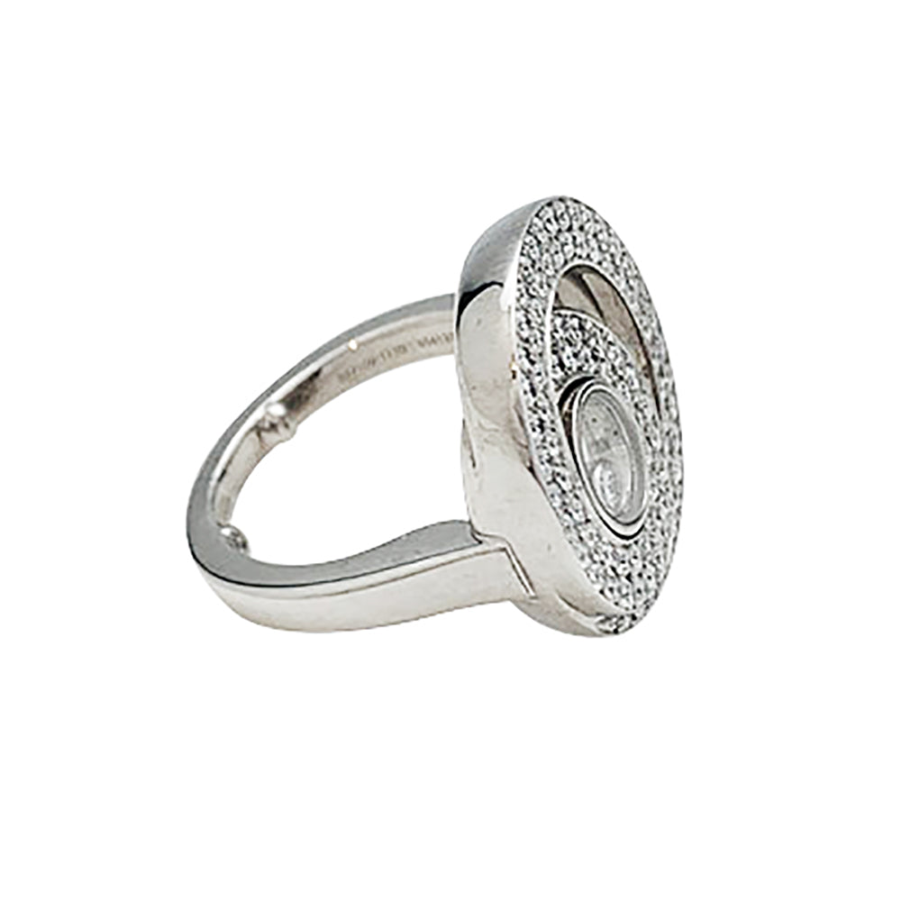 Chopard "Happy Diamonds" ring in white gold and diamonds.