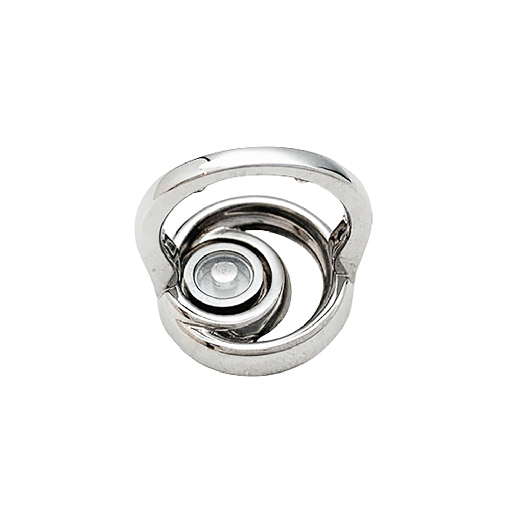 Chopard "Happy Diamonds" ring in white gold and diamonds.