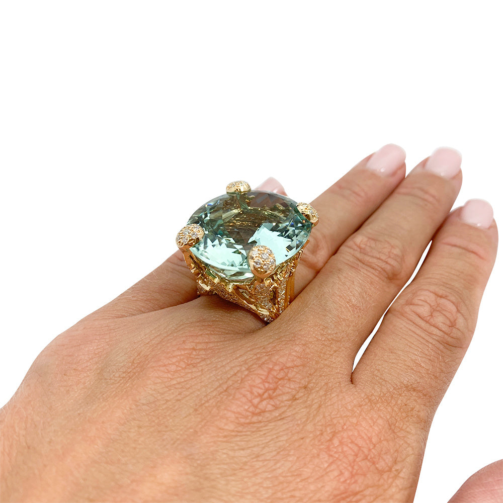 Christian Dior ring, "Miss Dior", in yellow gold, green beryl and diamonds.