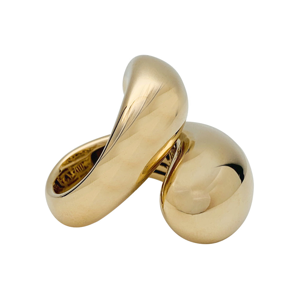 De Grisogono "Sensuale" ring in yellow gold.
