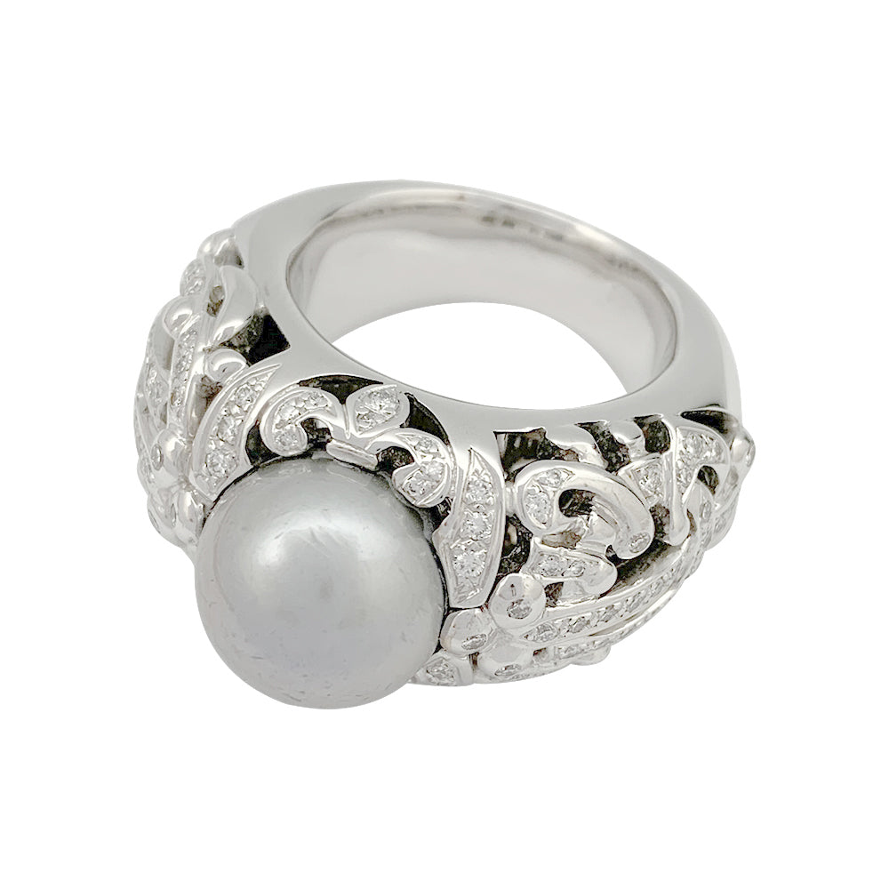 Dior ring, "Désirée", white gold, diamonds.