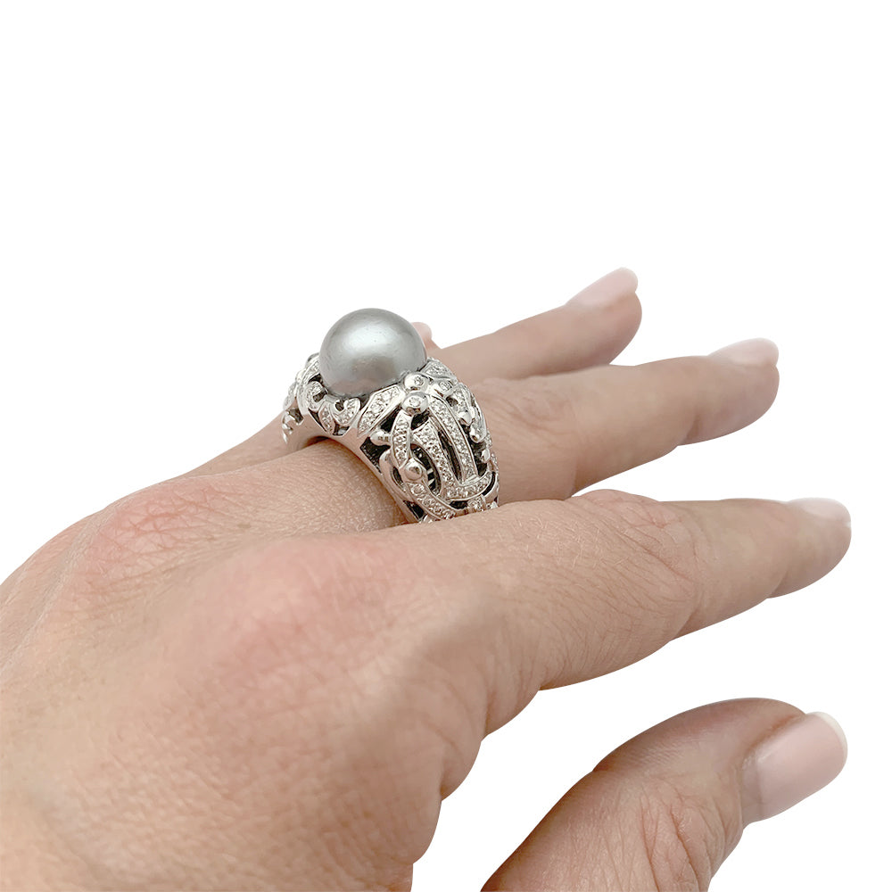 Dior ring, "Désirée", white gold, diamonds.