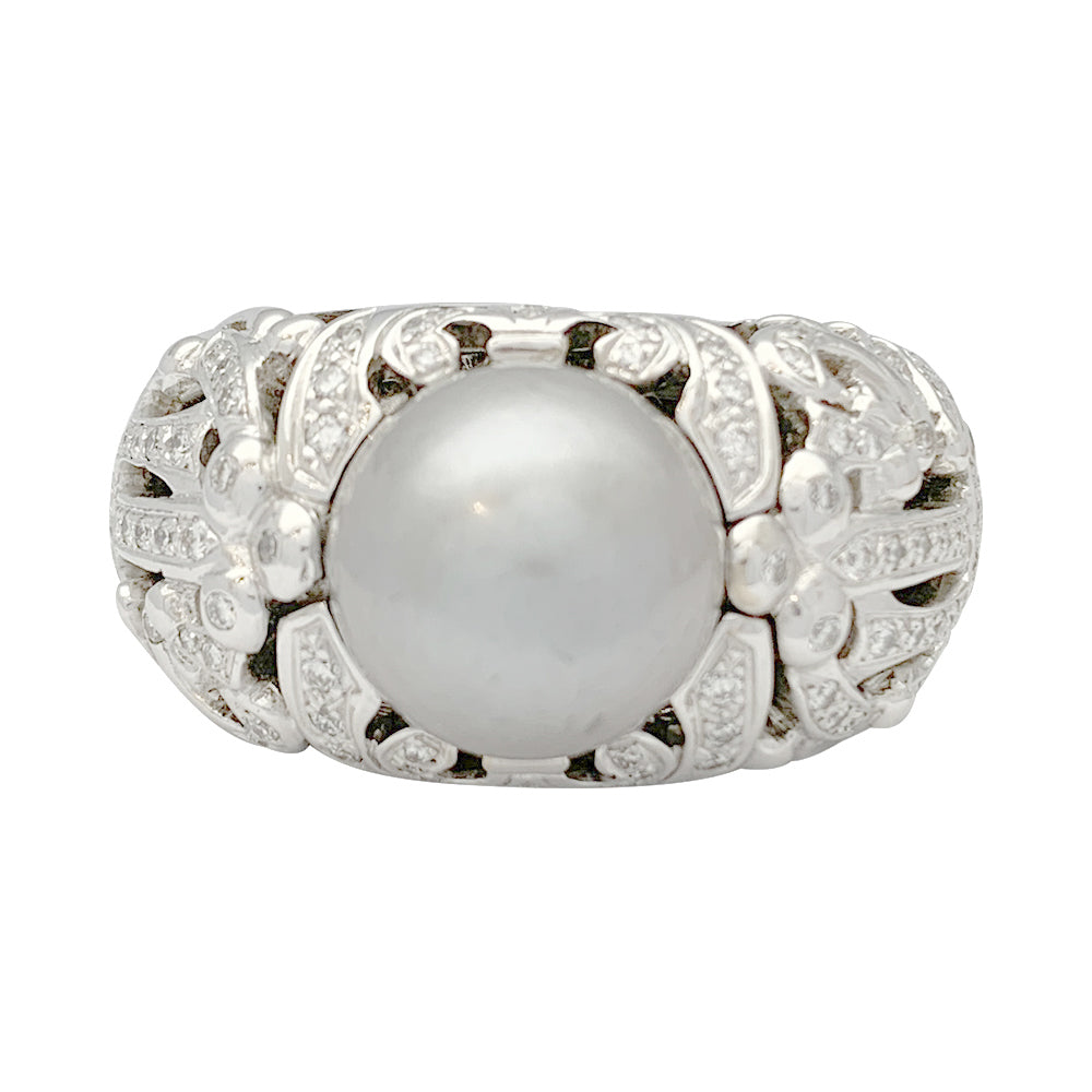 Bague Dior, "Désirée", or blanc, diamants.