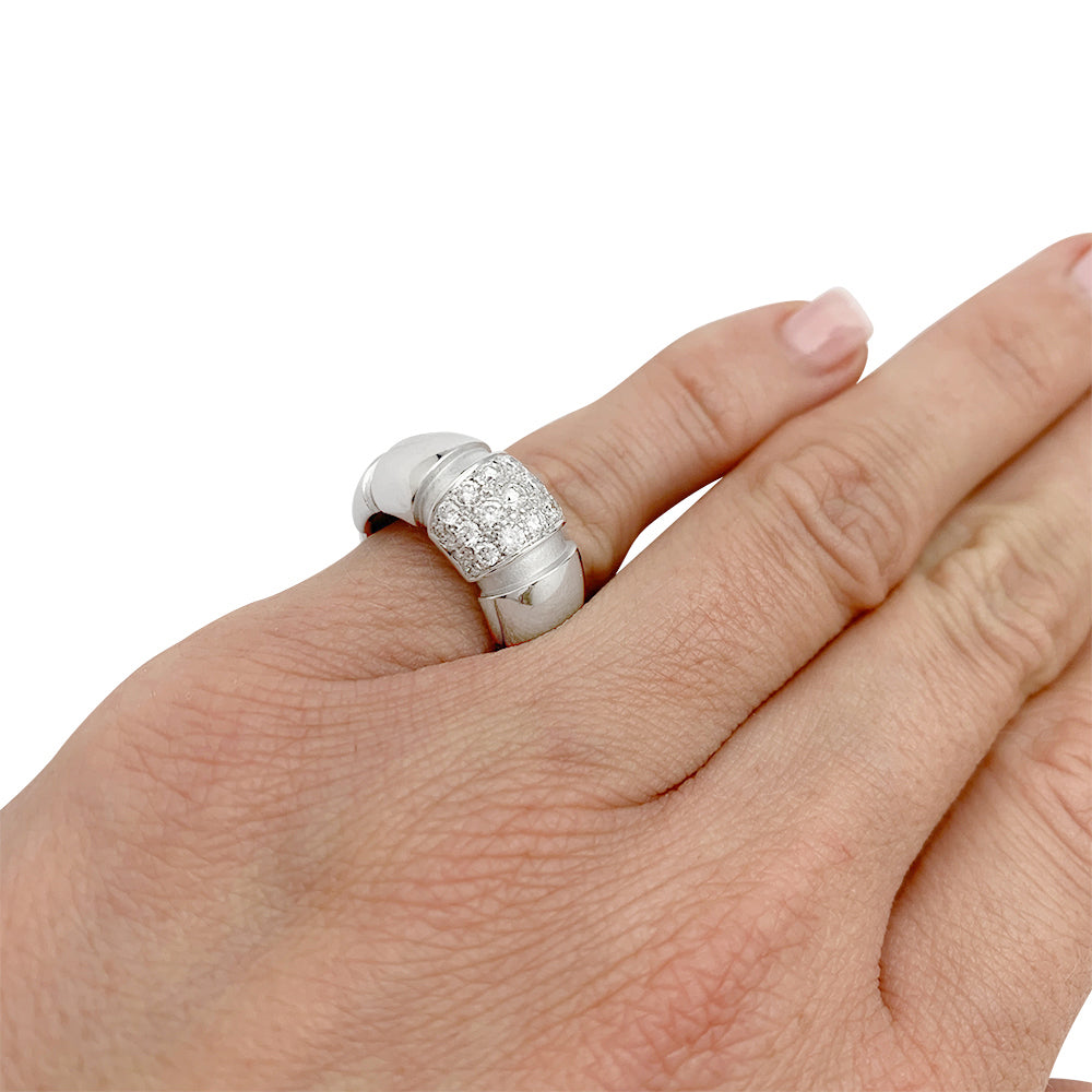 Mauboussin ring, "Nadja", white gold, diamonds.