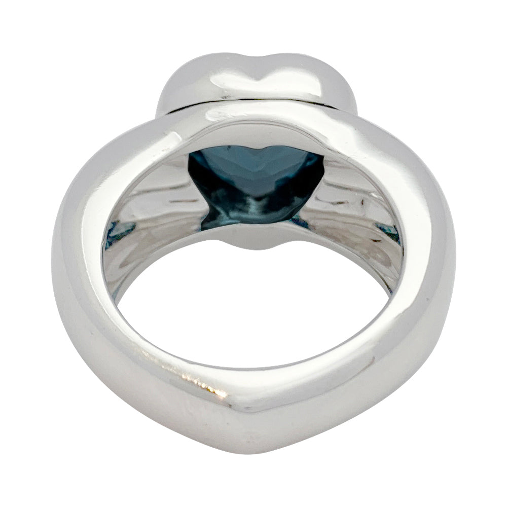 Piaget ring, "Heart", white gold and topaz.
