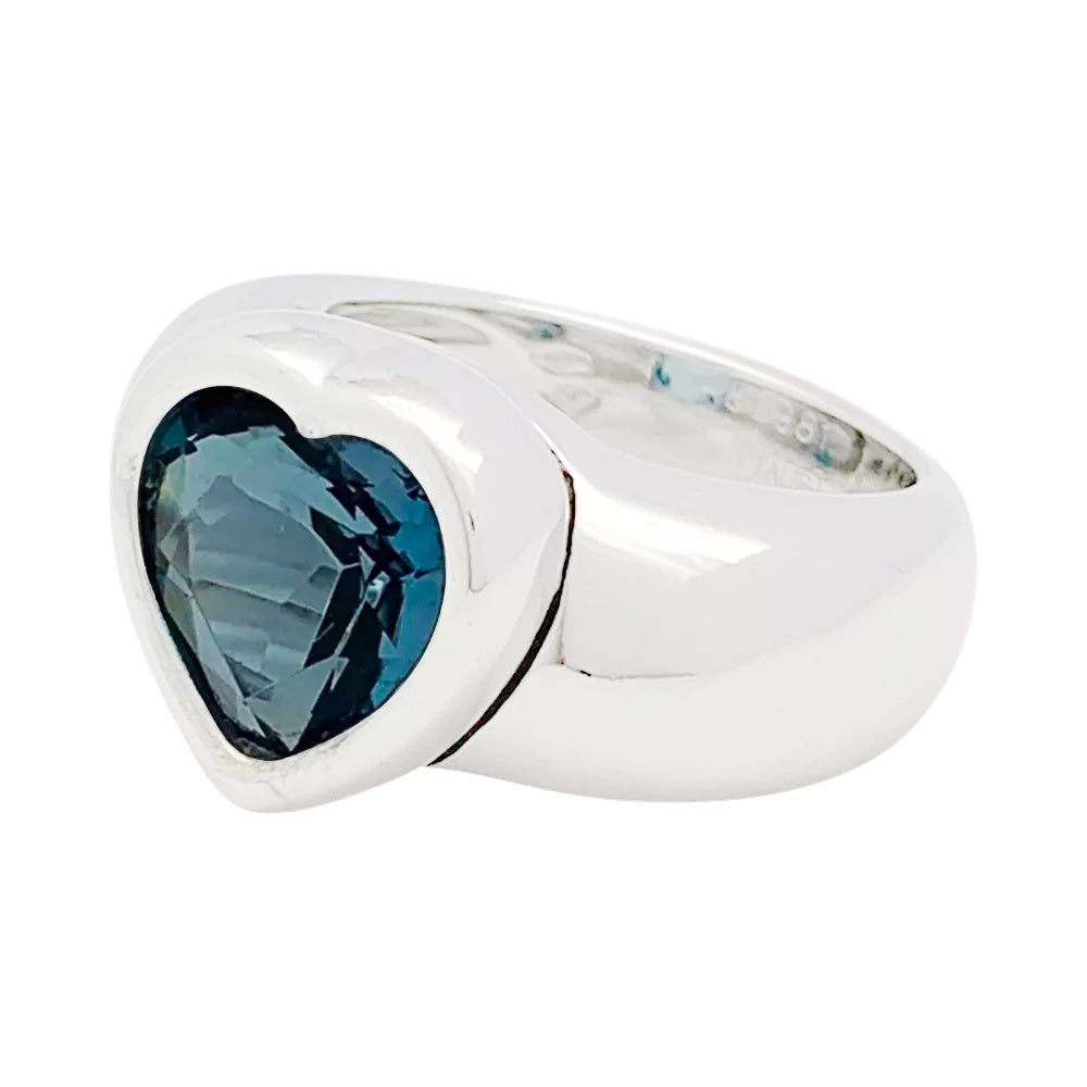 Piaget ring, "Heart", white gold and topaz.