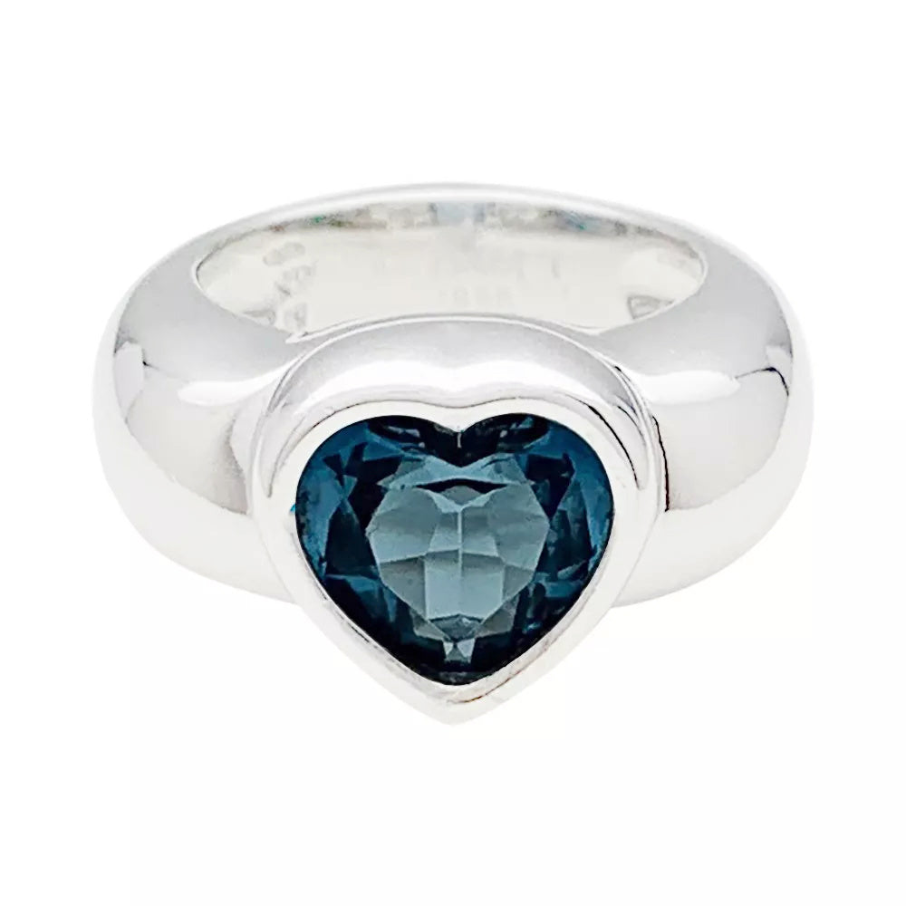 Bague Piaget, "Coeur", or blanc et topaze.