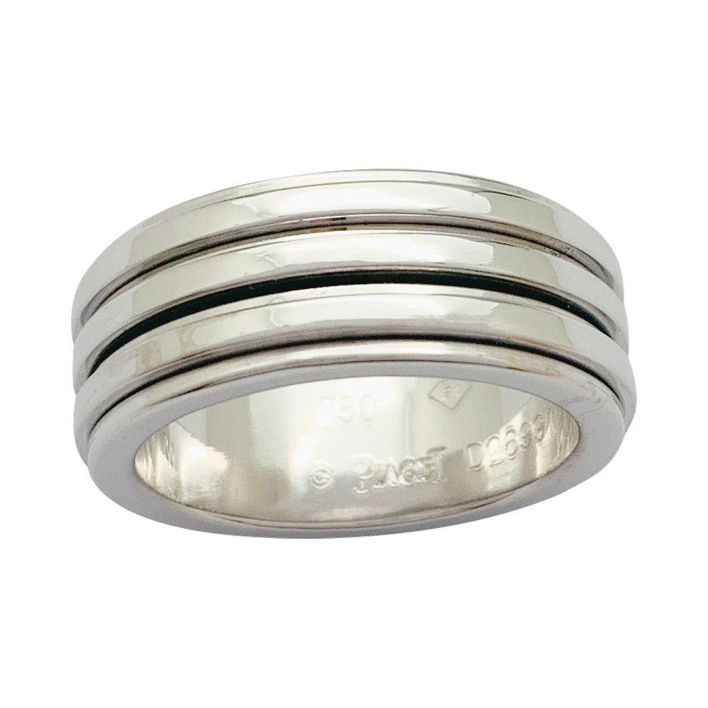 Piaget ring, "Possession", white gold.