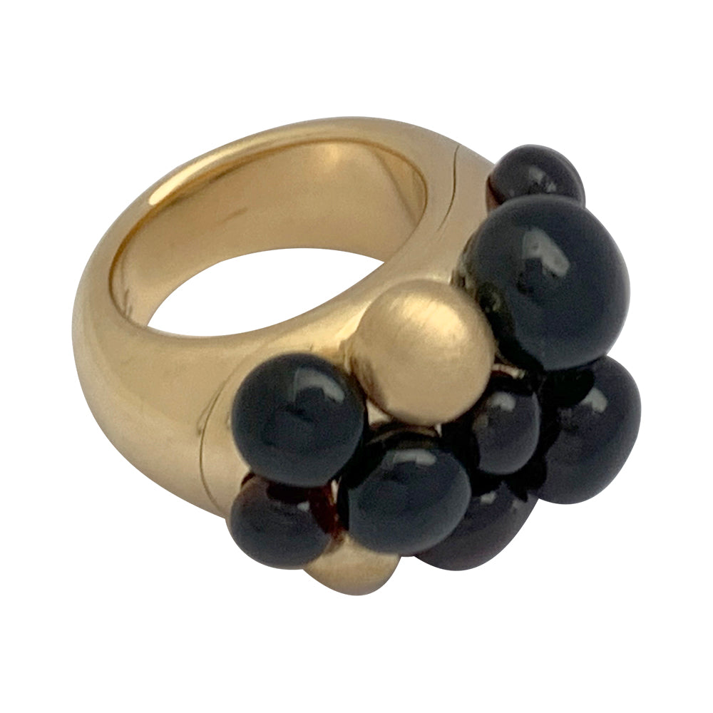 Pomellato ring, "Mora", yellow gold, garnets.