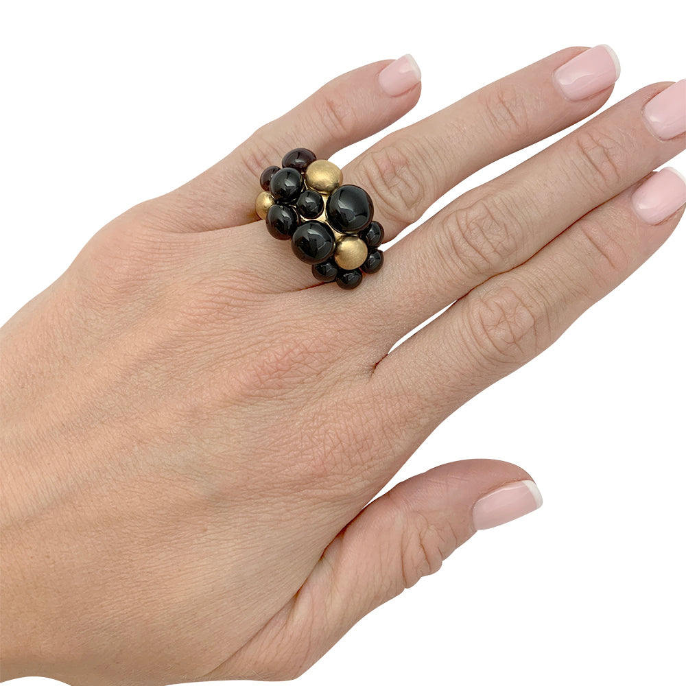 Pomellato ring, "Mora", yellow gold, garnets.