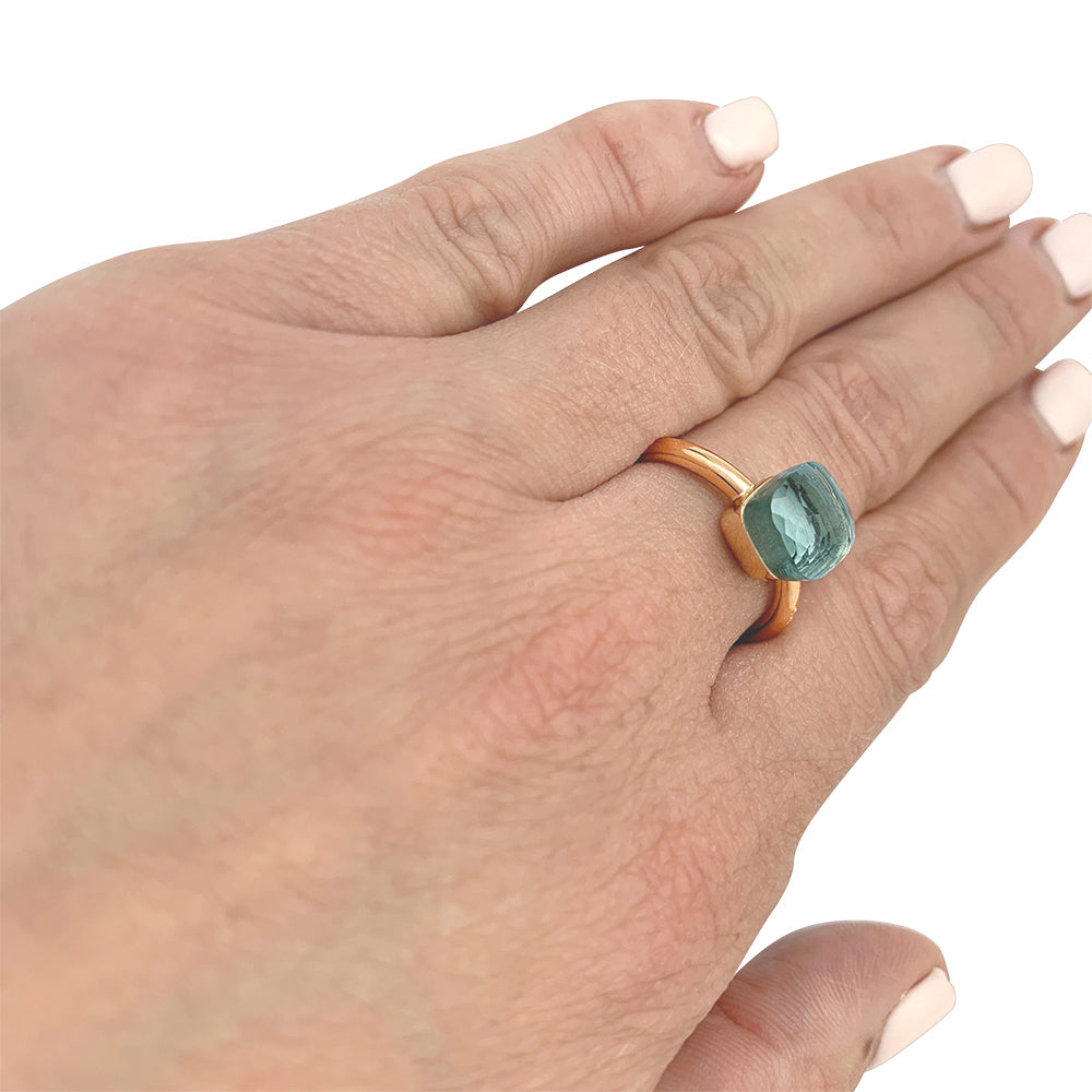 Pomellato ring, "Nudo Petit", rose gold, white gold, blue topaz.
