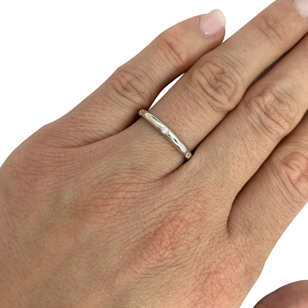 Bague Pomellato modèle "Lucciole" en or blanc, diamants.