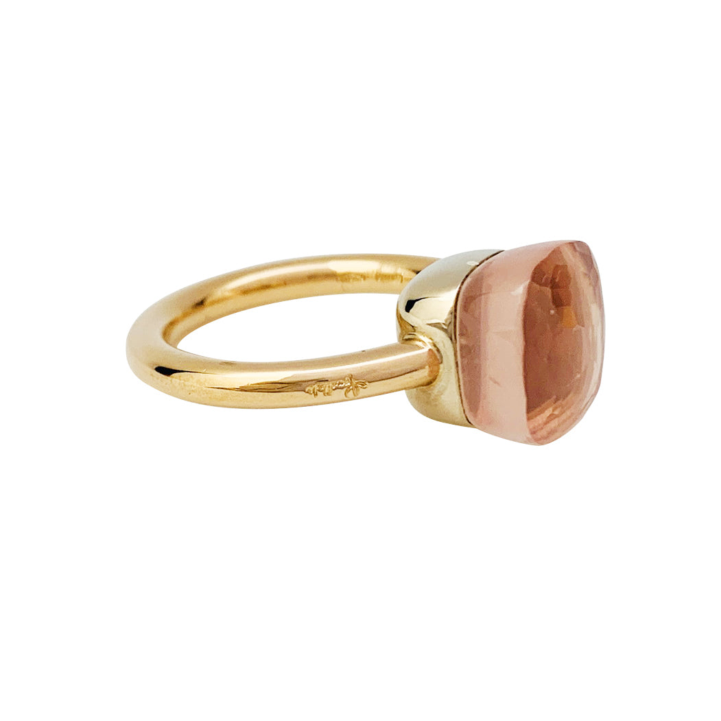 Pomellato ring, “Nudo”, pink and white gold, rose quartz.