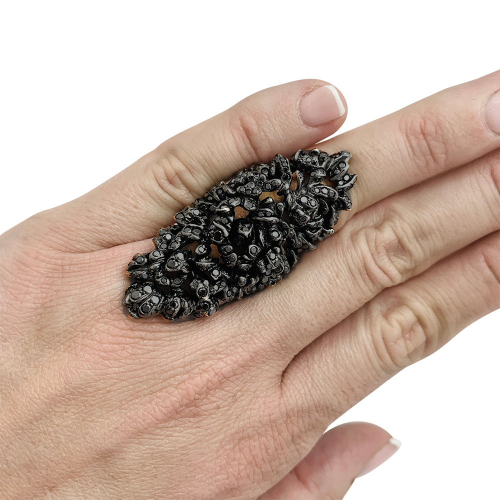 Repossi "Nérée" ring in blackened white gold and diamonds.