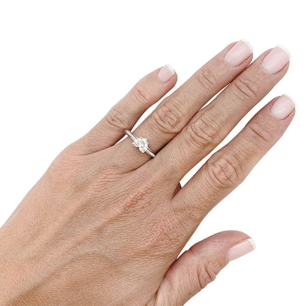 Tiffany & Co. Platinum and 1.02 ct Diamond Ring.