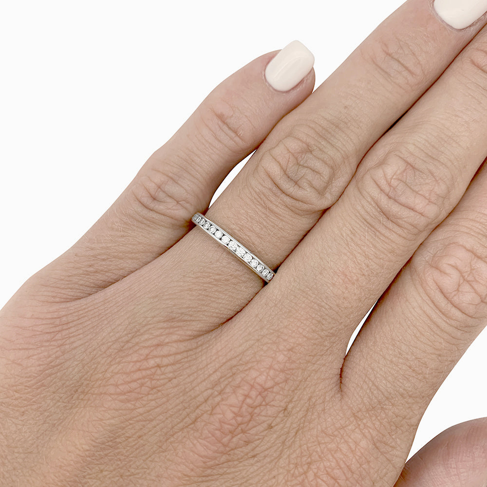 Alliance Tiffany&Co. platine et diamant.