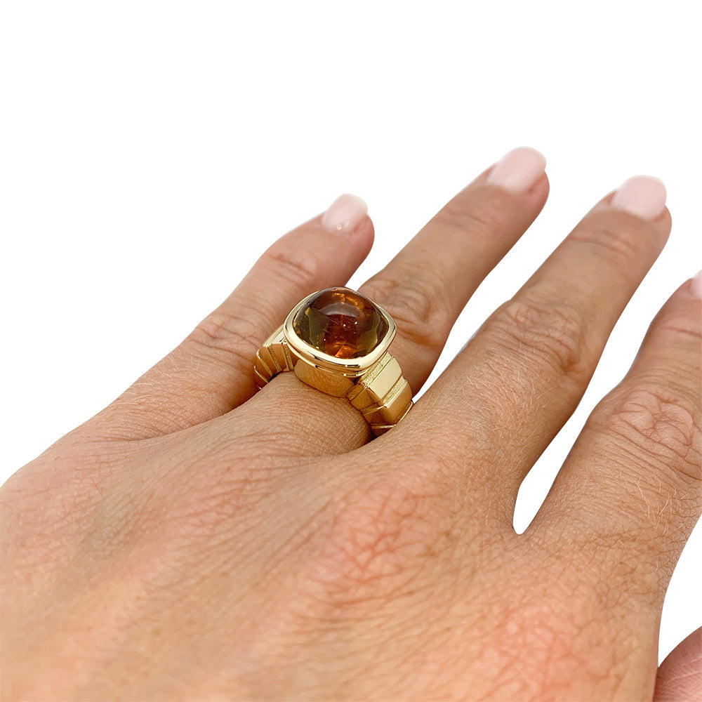 Van Cleef & Arpels "Façade" ring in yellow gold, citrine.