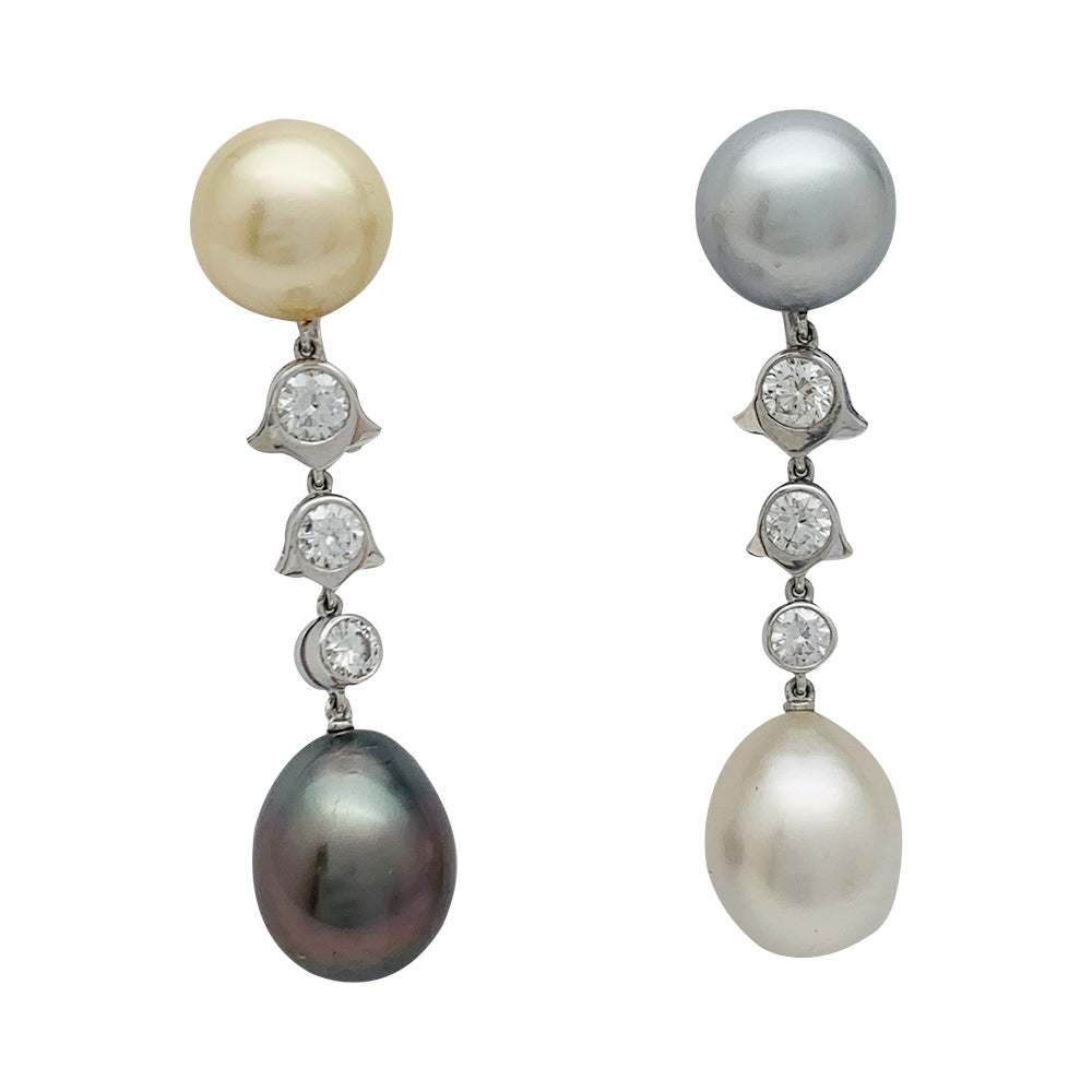 Boucles d'oreilles Cartier, "Agnès", or blanc, diamants, perles de culture.